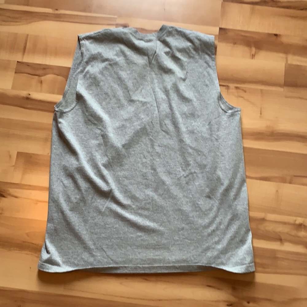 Vintage Nike XL sleeveless shirt. - Picture 7 of 10